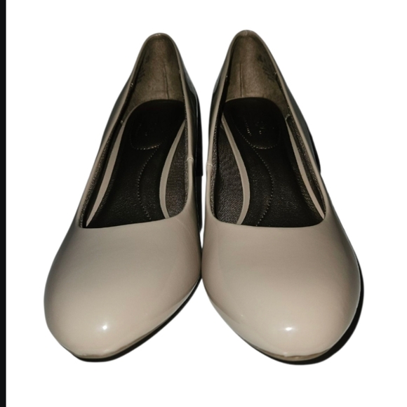 Life Stride Nude Heels - Size 9.5 NWOT - Picture 3 of 9